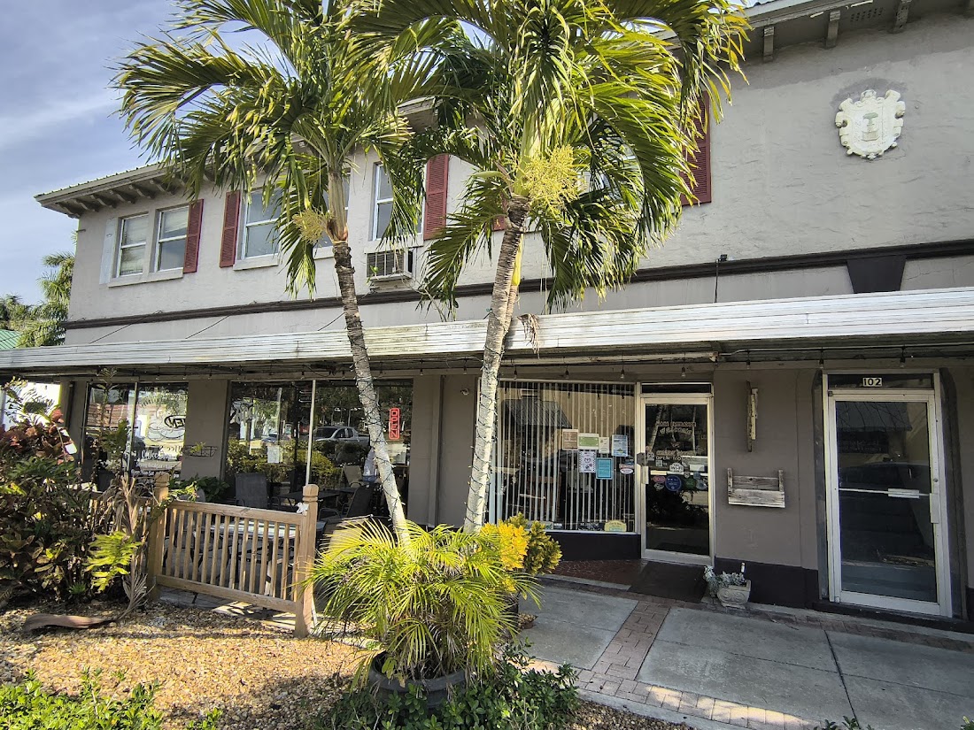 Common Grounds Coffee Shop